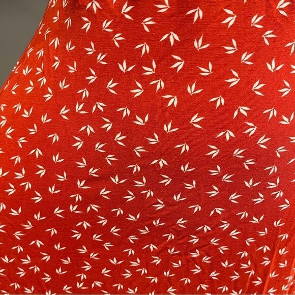 Red leaf fake Wrap short sleeve Dress size medium - Picture 5 of 12